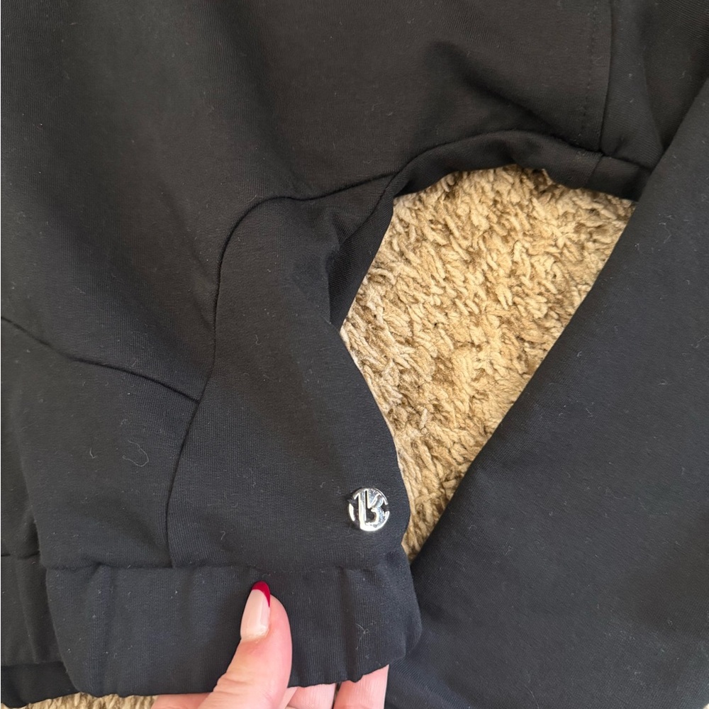 BuffBunny Basic Cropped Zip-Up Hoodie - image 3